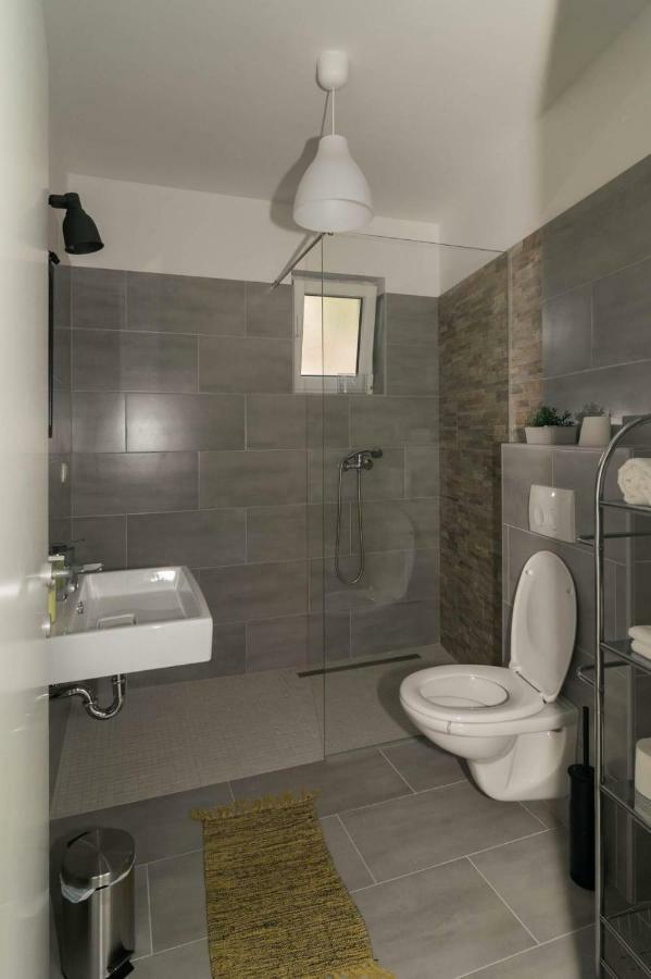 Apartmani Marinovic Zadar Bagian luar foto