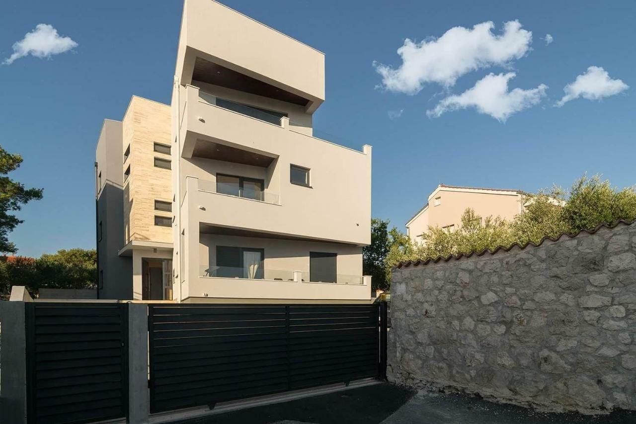 Apartmani Marinovic Zadar Bagian luar foto